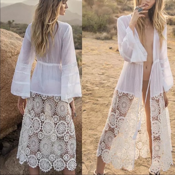 Dresses & Skirts - New! HOST PICK 🌸Gorgeous bohemian cover up dress